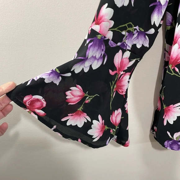 Counterparts Flare Long Sleeve Black Floral Blouse S - Picture 3 of 15